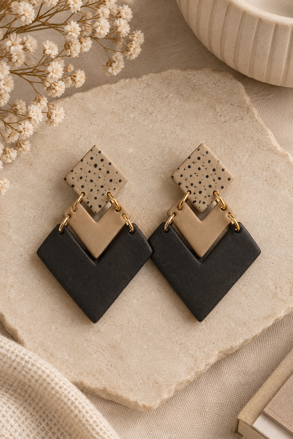 Spotted Triangles