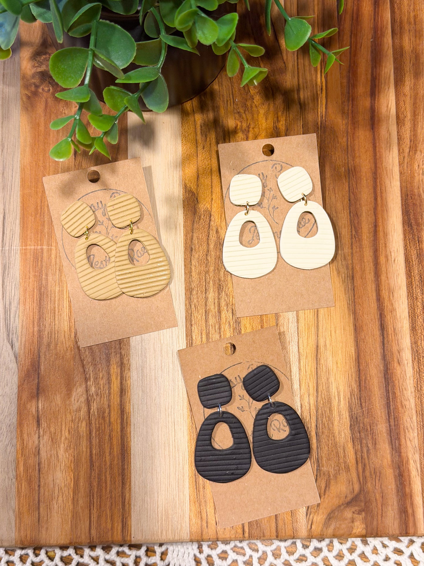 Pure Neutrals